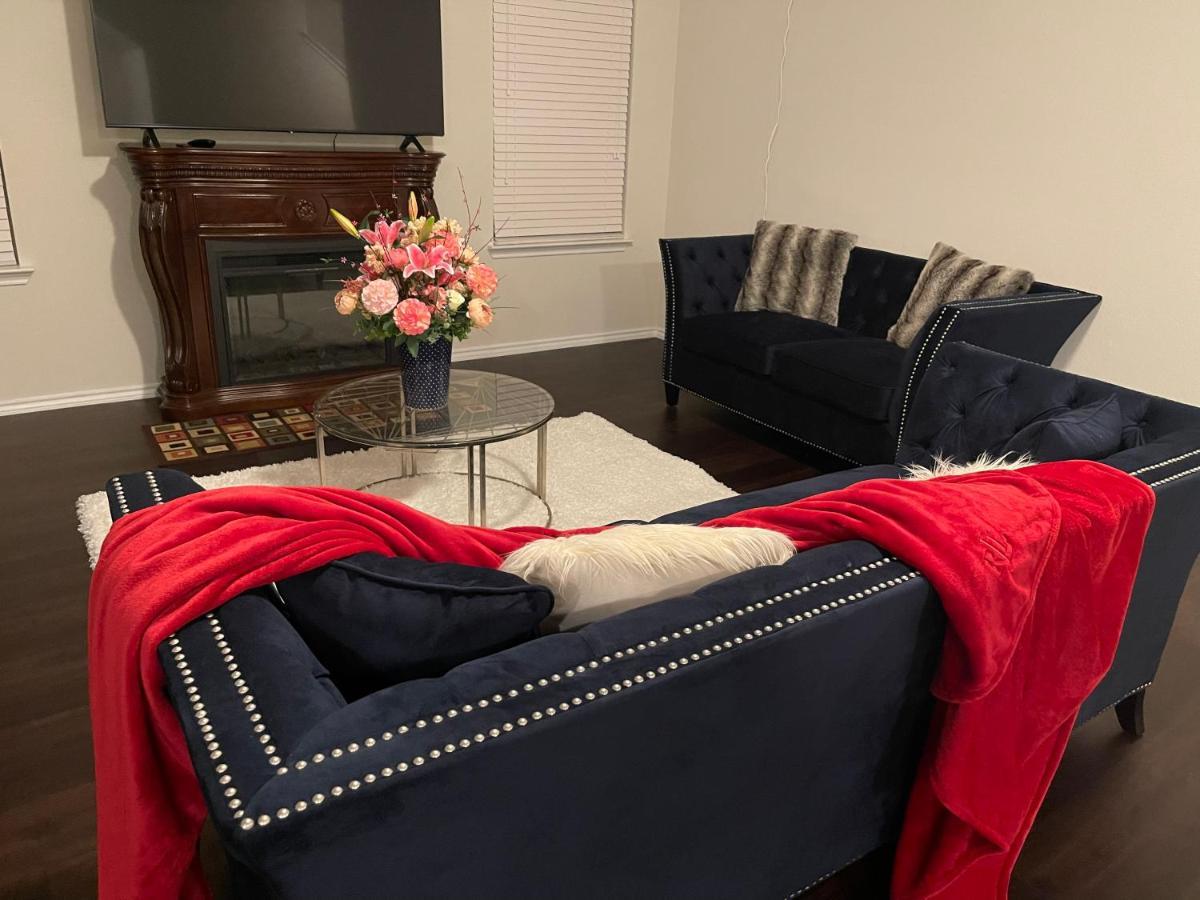 فيلا N-E-G House - Near David Wayne Hooks Airport هيوستن المظهر الخارجي الصورة
