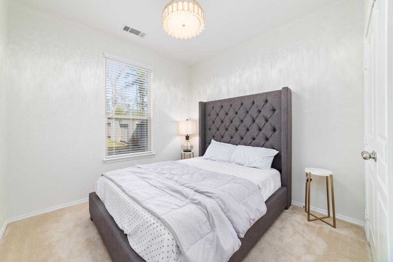 فيلا N-E-G House - Near David Wayne Hooks Airport هيوستن المظهر الخارجي الصورة