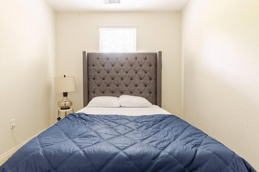 فيلا N-E-G House - Near David Wayne Hooks Airport هيوستن المظهر الخارجي الصورة